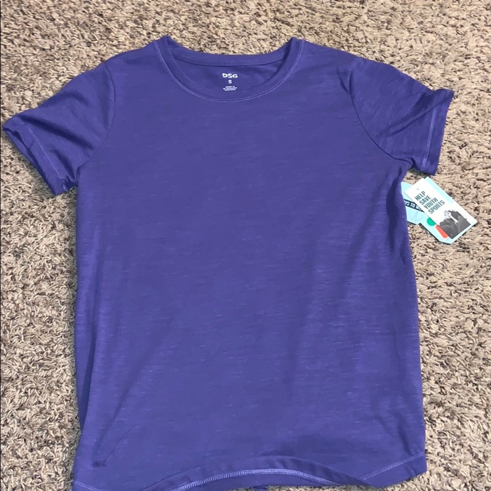 Active wear tee